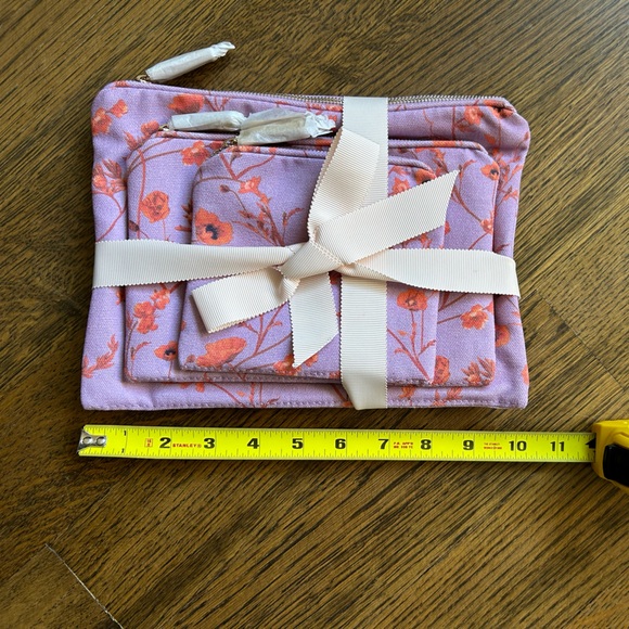 NEW AERIN x Johanna Ortiz Cosmetic Bag Set of 3 - Picture 4 of 5